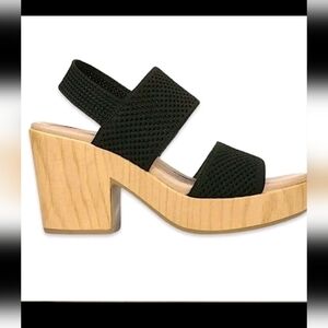Dr. Scholls Womens Becca Platform Chunky Sandal 8